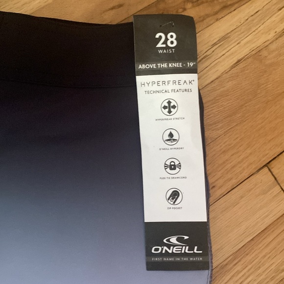 Men’s NWT O’Neill Board Shorts Size 28 - Picture 2 of 3